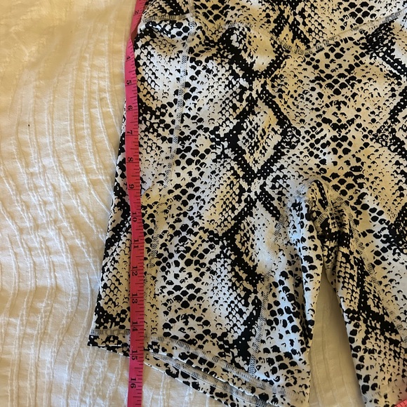 Balance Athletica Biker Shorts Python Ascend Vitality Rider Sz S - Picture 7 of 7